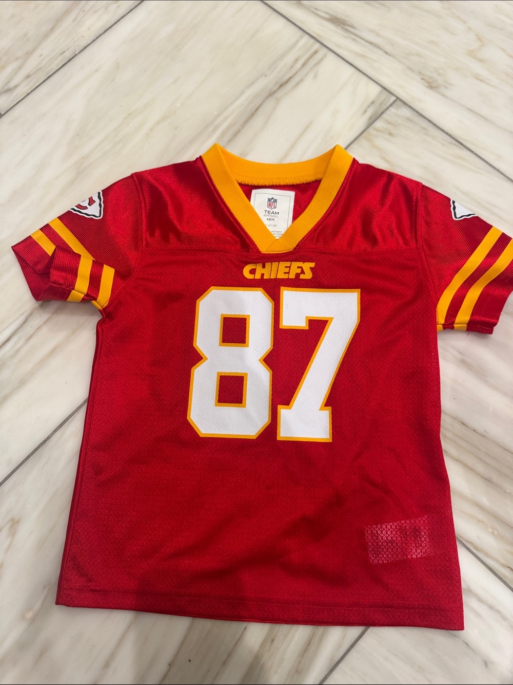 NFL Kids Travis Kelsey Football Kansas City Chiefs Football Costume size 4T - Picture 4 of 17